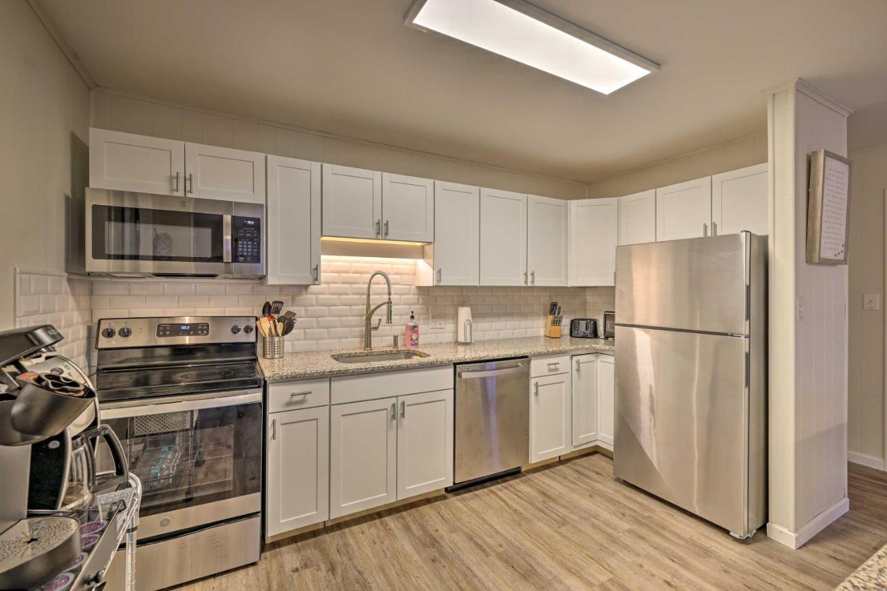 Cozy Poconos Ranch With Pool Access, Near Lake! * Gouldsboro